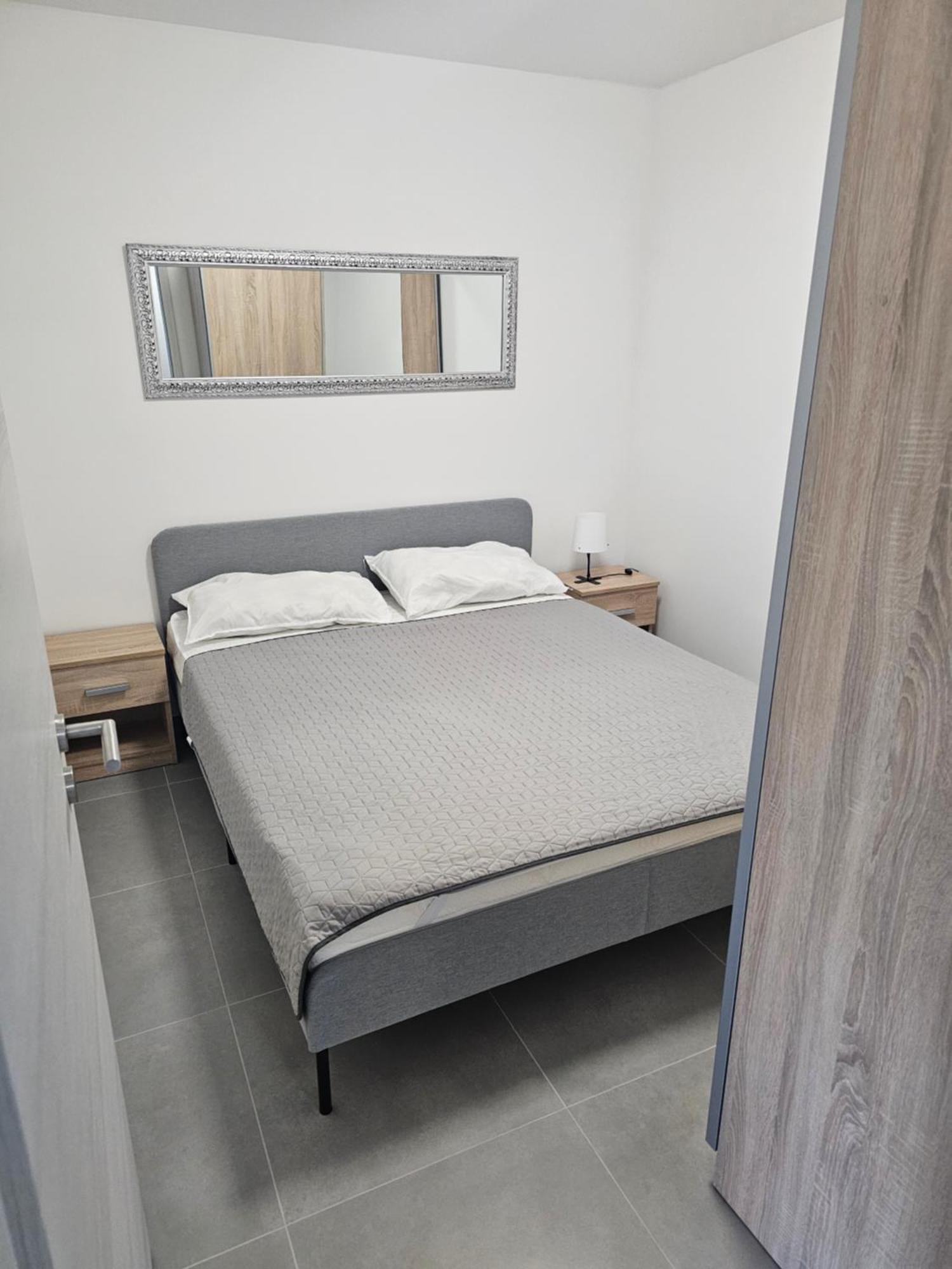 Apartma Bertoki Копер Екстериор снимка